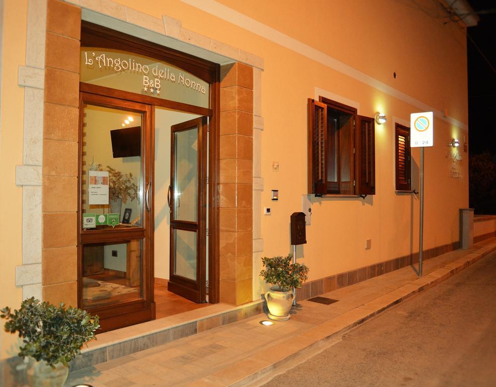 B&B L'Angolino Della Nonna 카스텔루치오 외부 사진